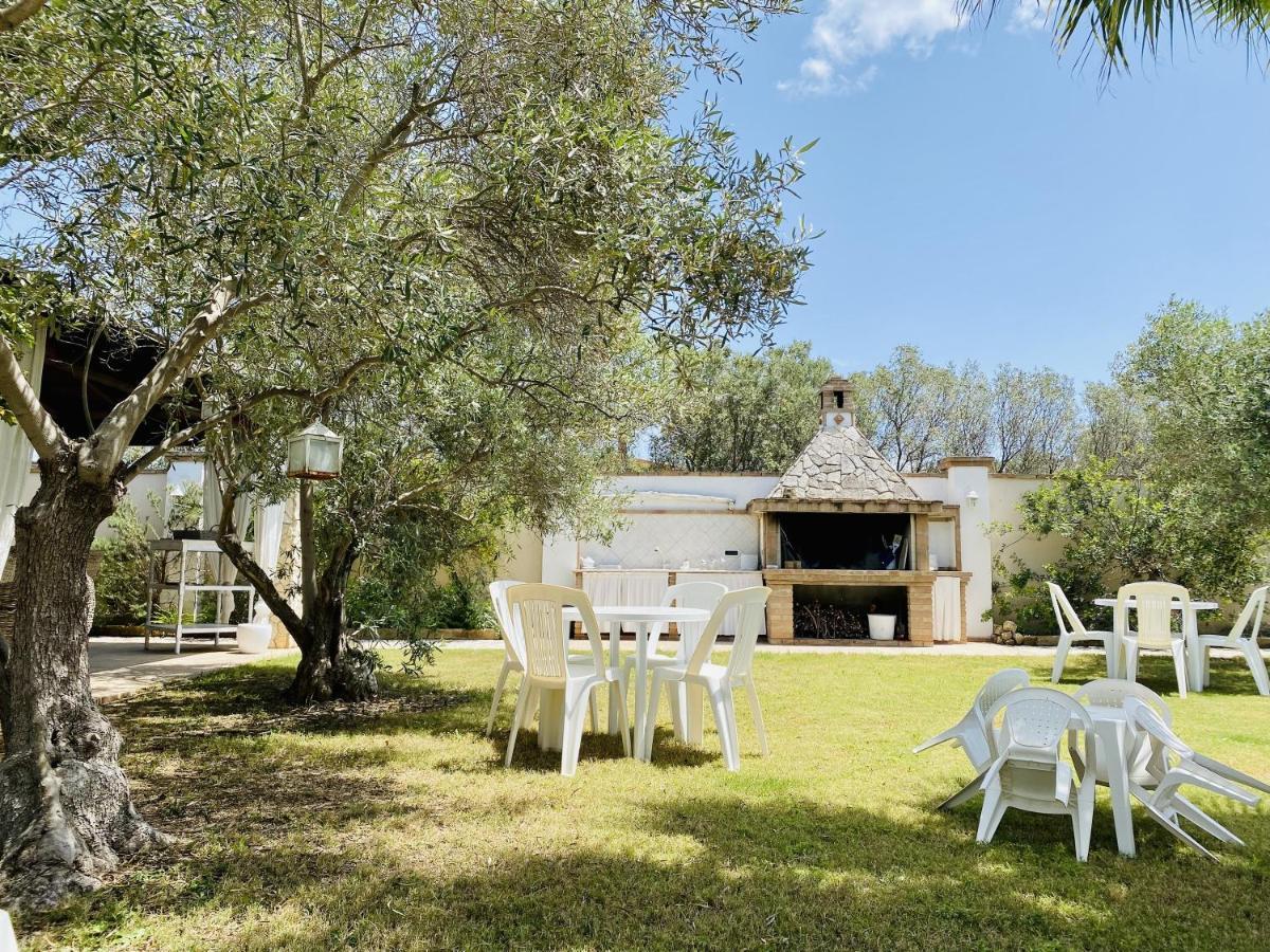 Villa Maria Beatrice Quartu SantʼElena Екстериор снимка